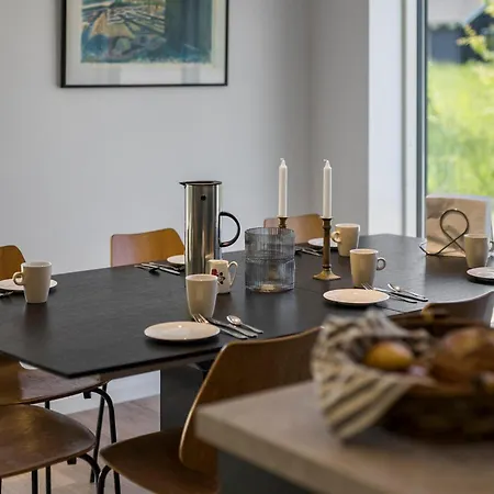 3 Bedroom Gorgeous In בית נופש Tranekær