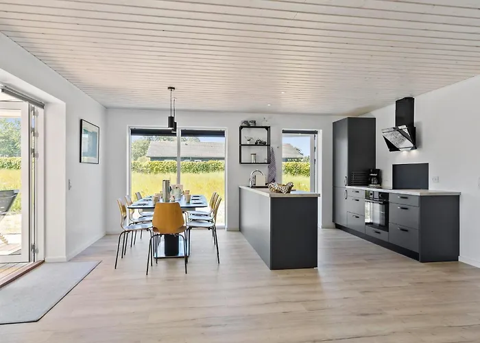 Semesterbostad 3 Bedroom Gorgeous In Tranekær