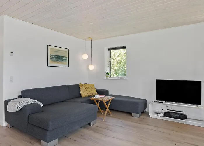 Semesterbostad 3 Bedroom Gorgeous In